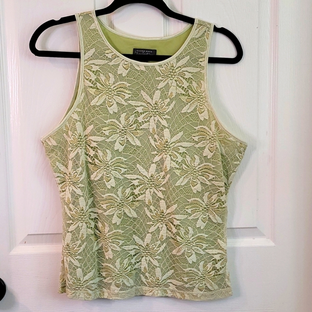 Green lace shell